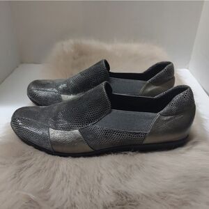 Vaneli
Sport Aroma Round toe Shoe